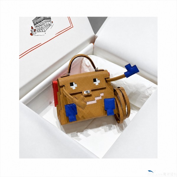 All-hand-stitched wax thread Kerry dole Millennium Doll Monster Original epsom leather single-shoulder crossbody bag